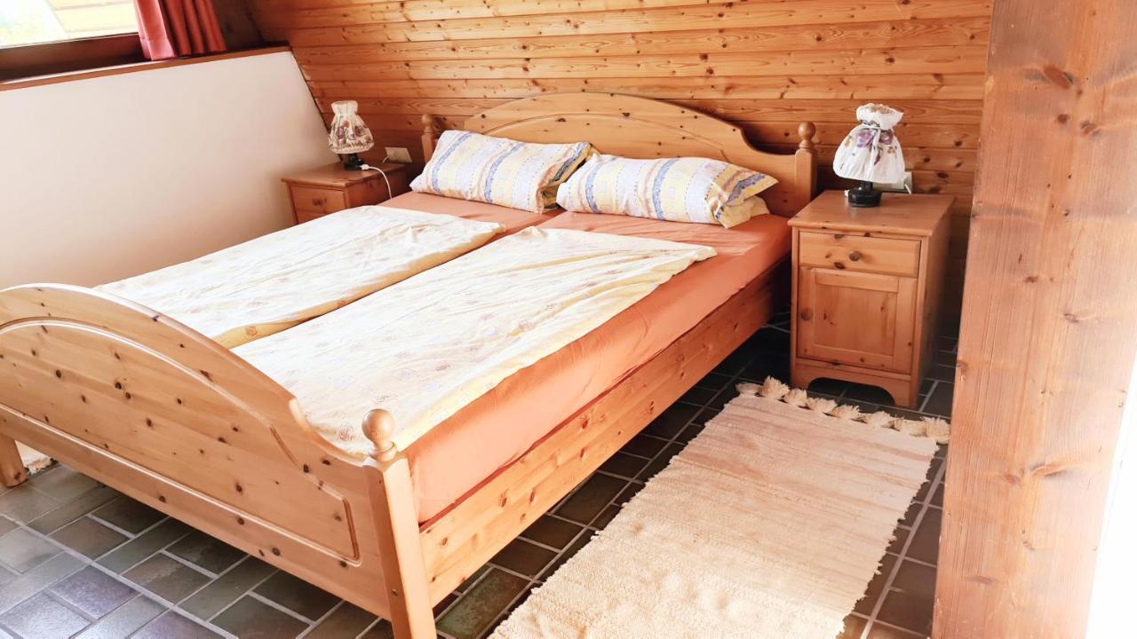 Ferienhaus Waldblick Sonnenbuhl Bagian luar foto